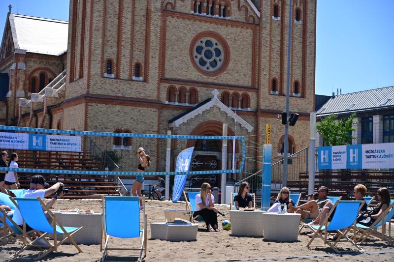 Hübner strandröpi beharangozója - 2026