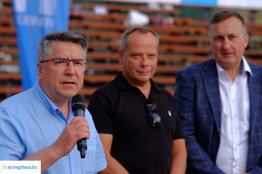 Hübner strandröpi megnyitó 2023