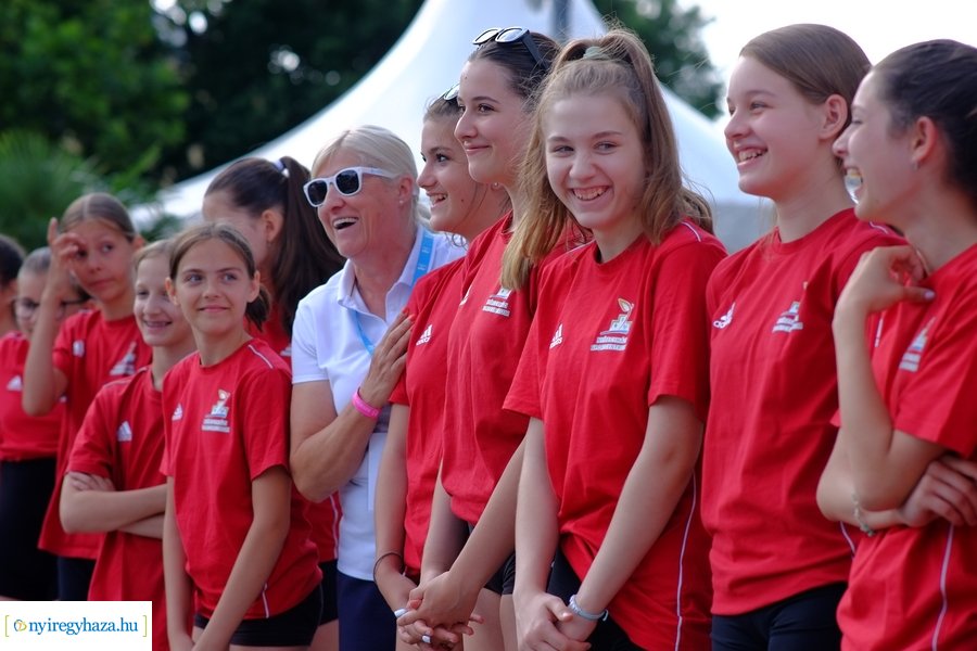 Hübner strandröpi megnyitó 2023