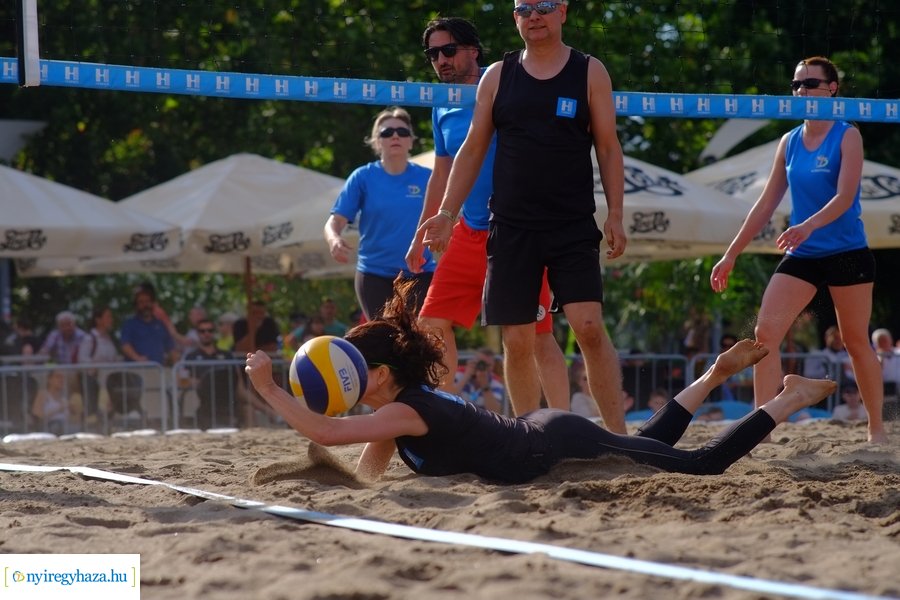 Hübner strandröpi megnyitó 2023