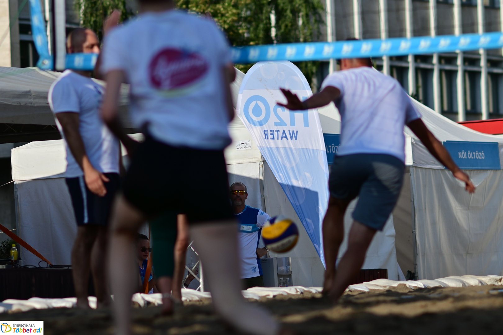 Hübner strandröplabda 2025