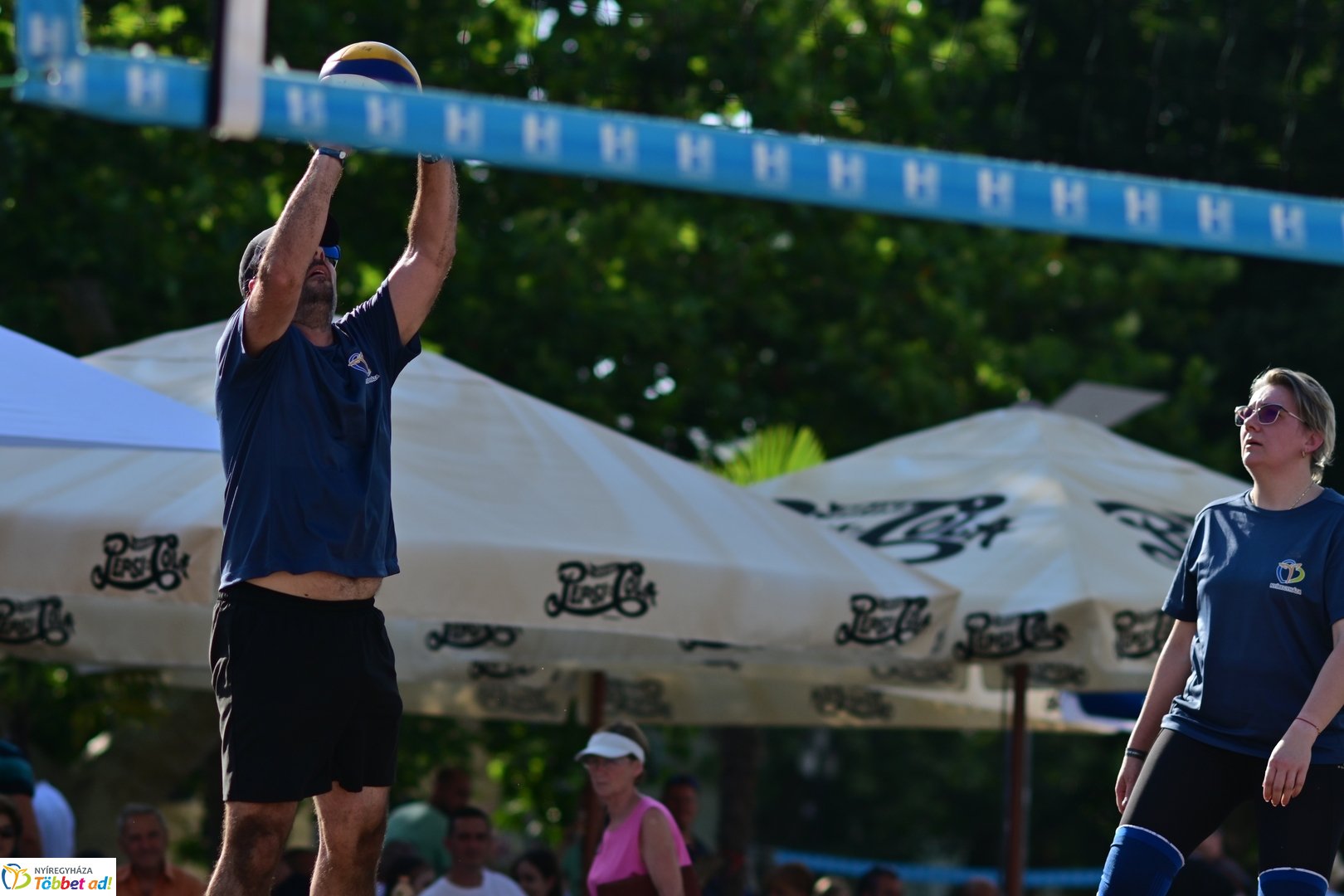 Hübner strandröplabda 2025