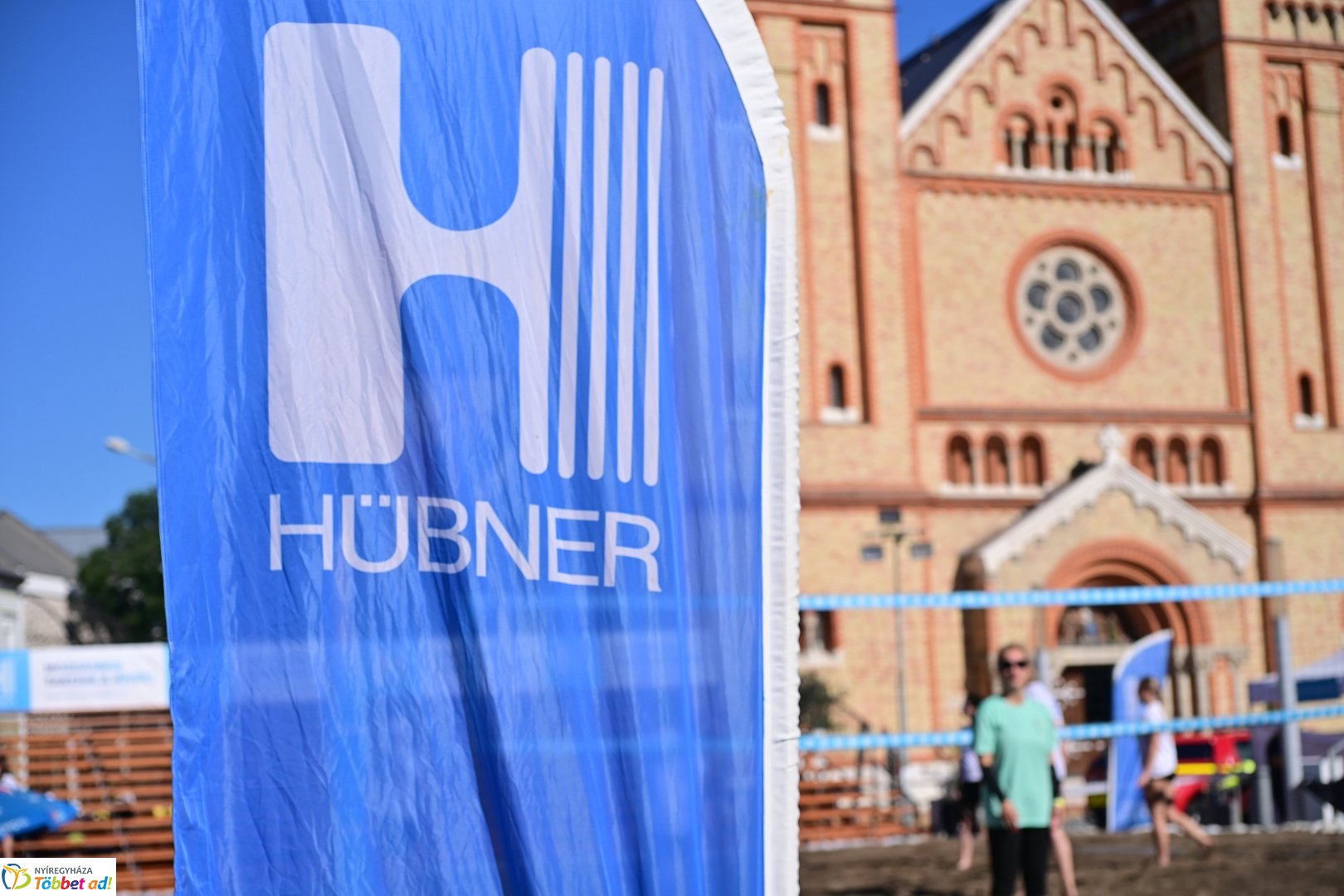 Hübner strandröplabda 2026