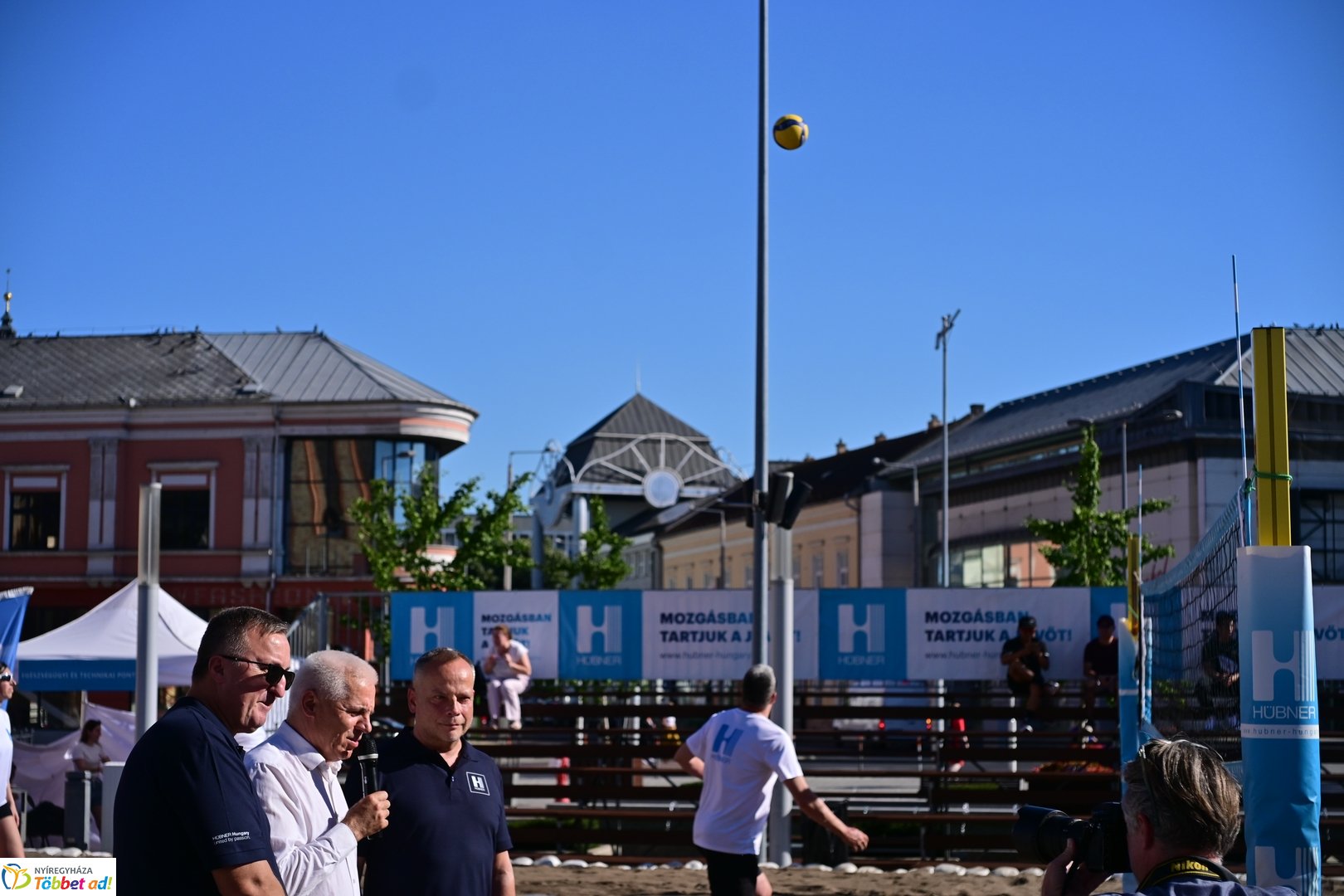 Hübner strandröplabda 2026