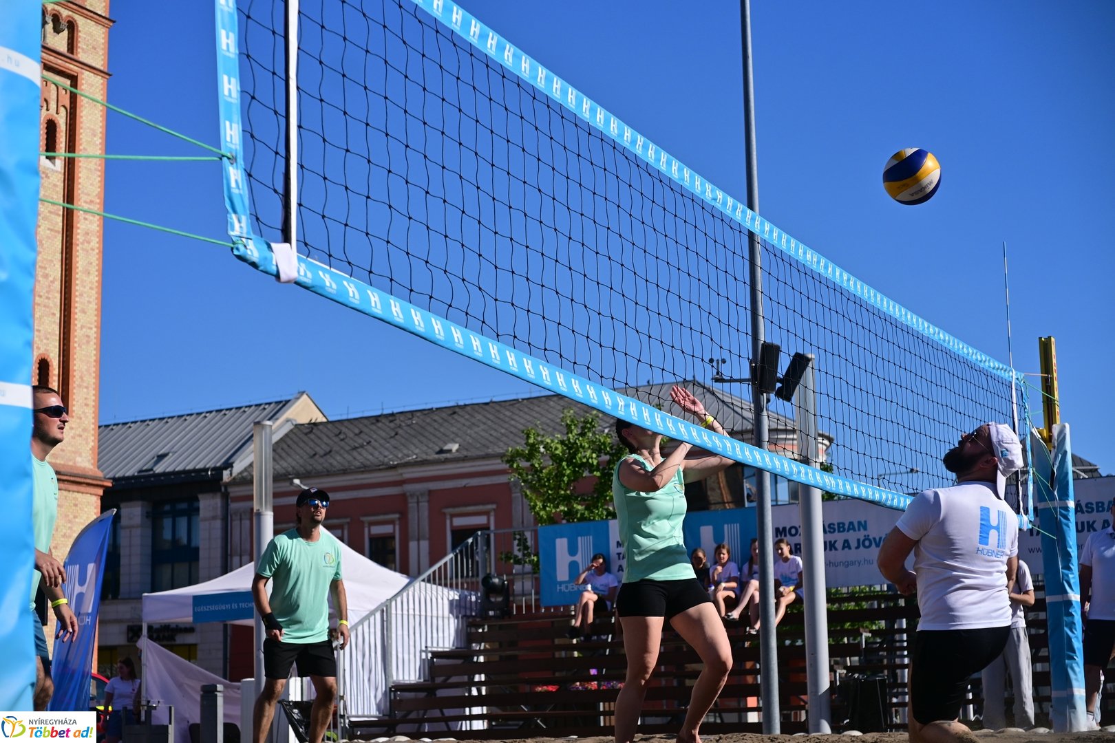 Hübner strandröplabda 2026