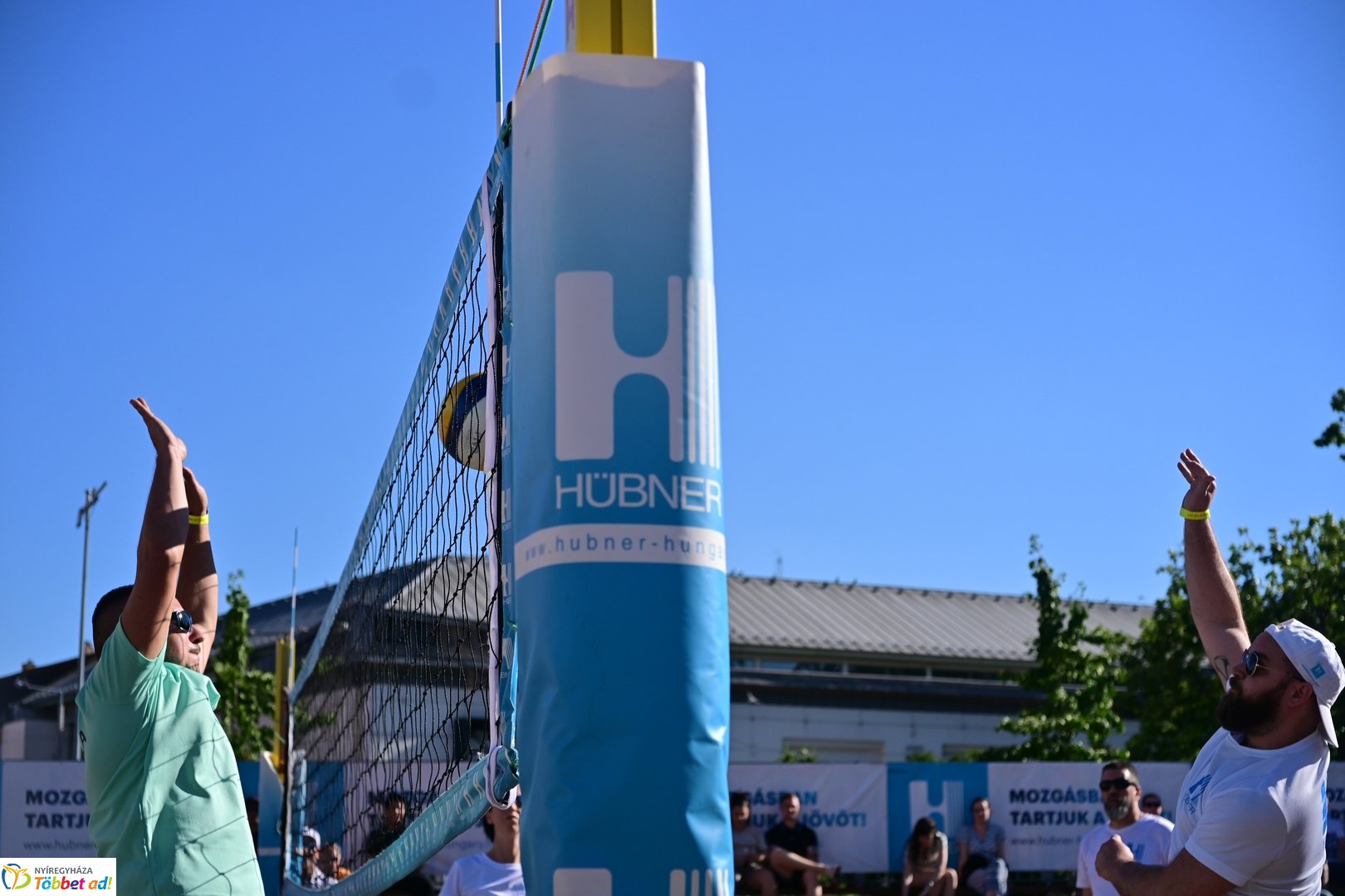 Hübner strandröplabda 2026