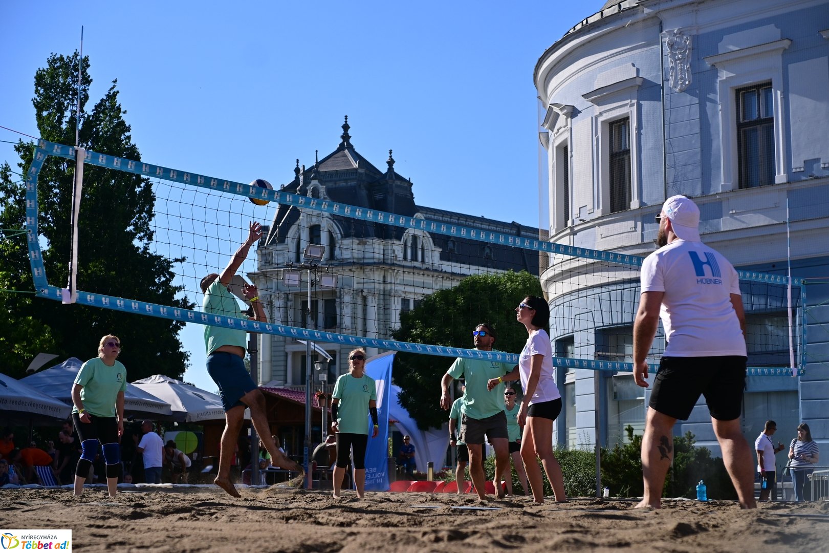 Hübner strandröplabda 2026