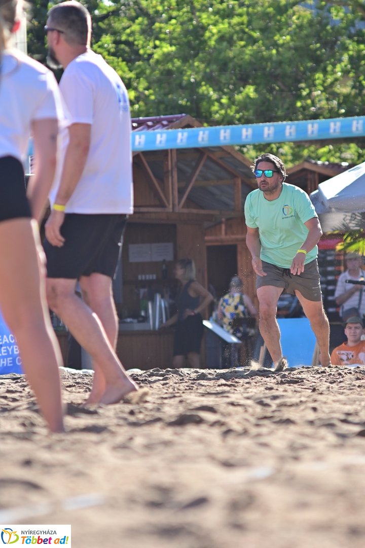 Hübner strandröplabda 2026