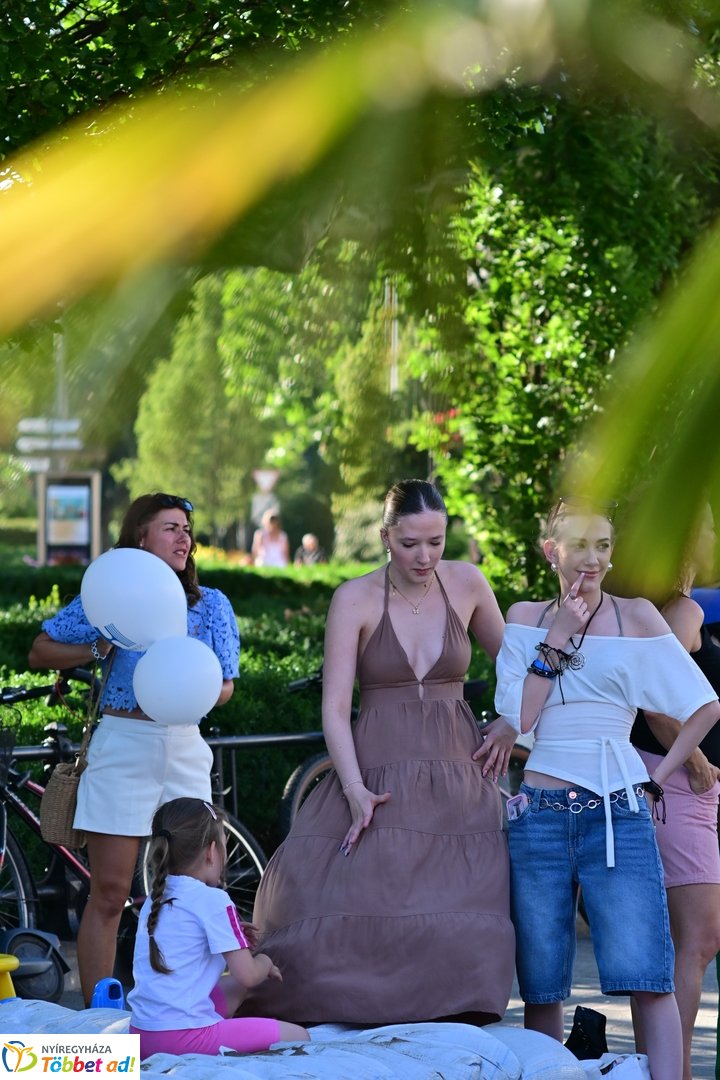 Hübner strandröplabda 2026