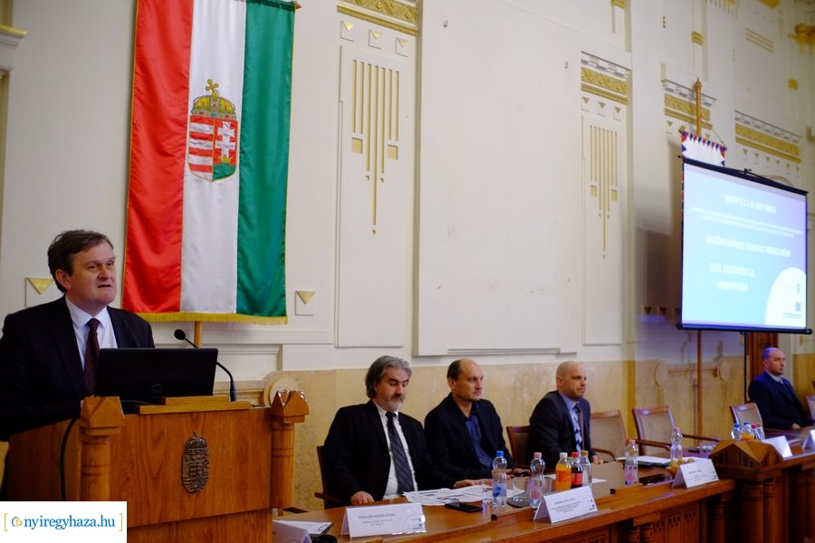 Hulladékgazdálkodási konferencia a Megyeházán 20231212