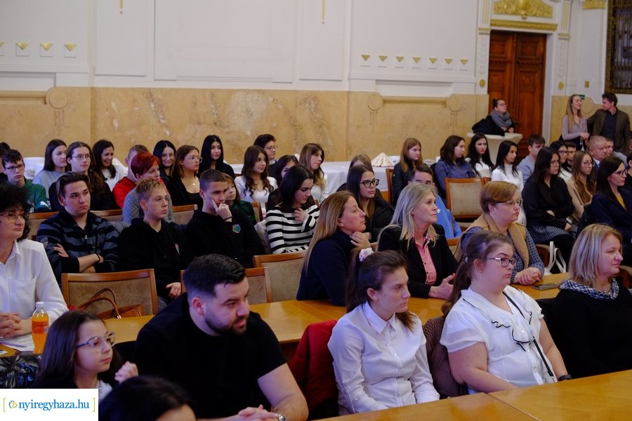 Hulladékgazdálkodási konferencia a Megyeházán 20231212