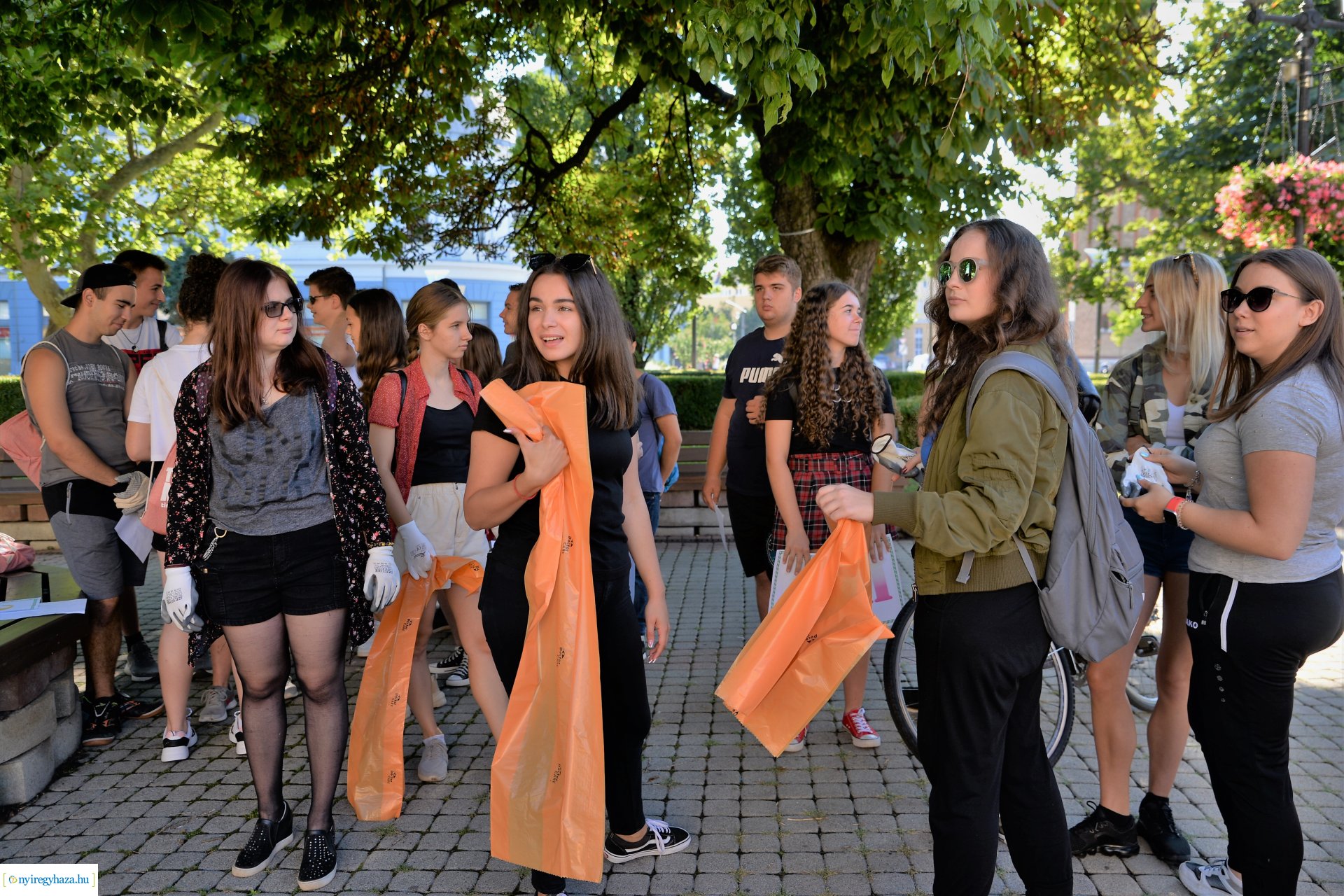 Hulladékgyűjtési akció Nyíregyháza belvárosában