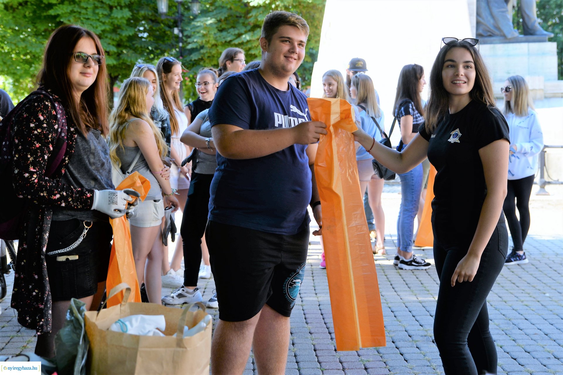 Hulladékgyűjtési akció Nyíregyháza belvárosában