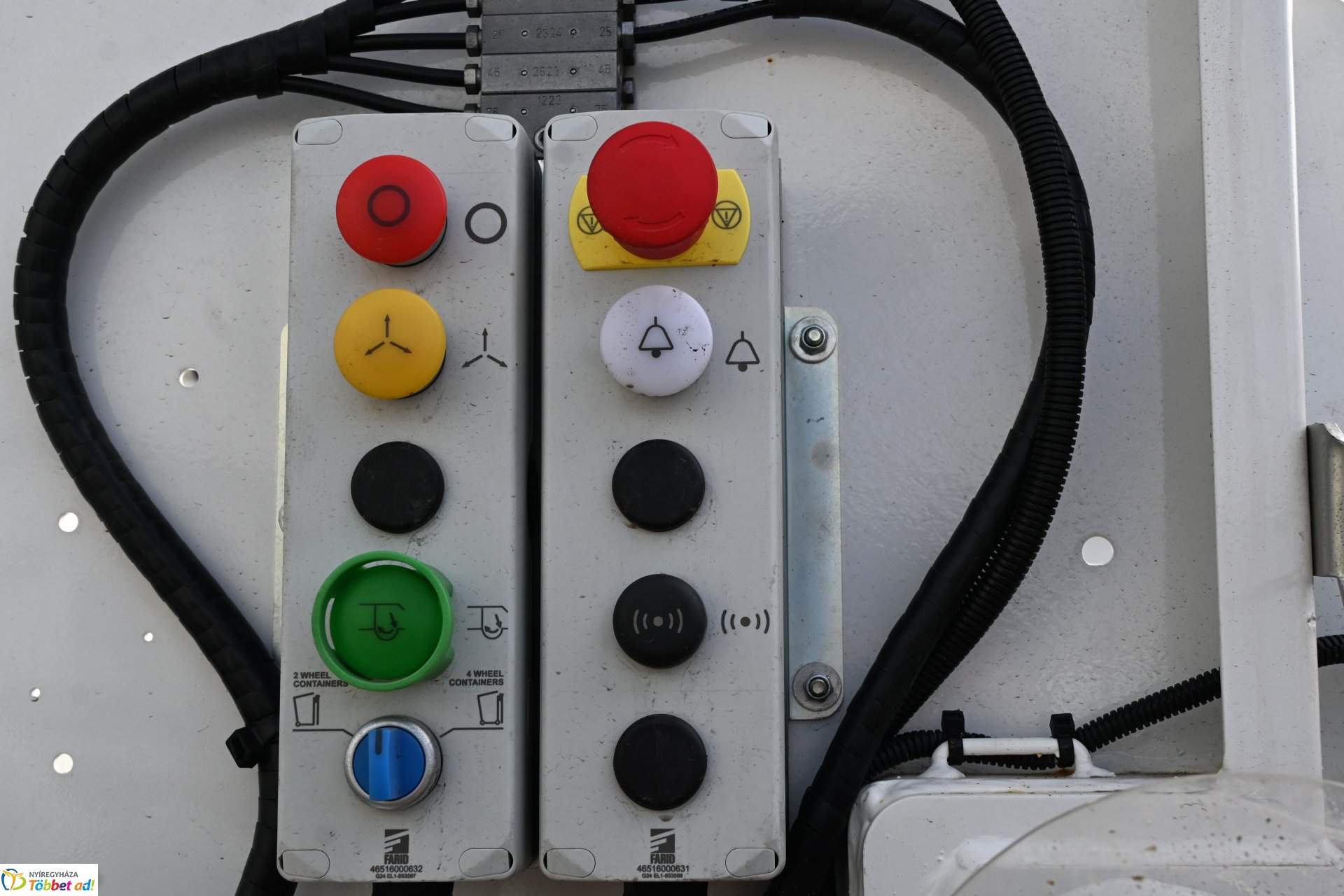 Hulladékgyűjtő gépjárművek átadó ünnepsége