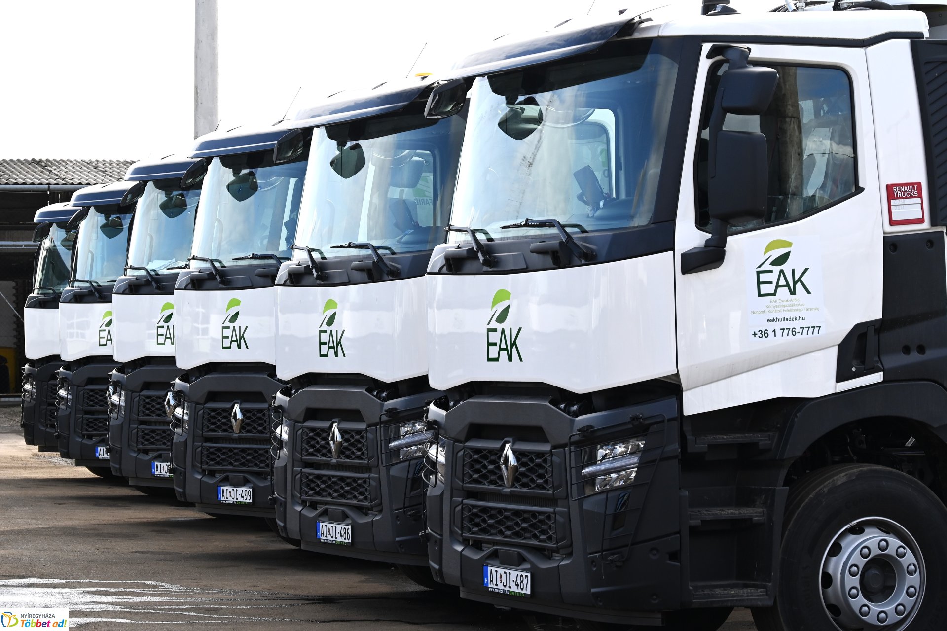 Hulladékgyűjtő gépjárművek átadó ünnepsége