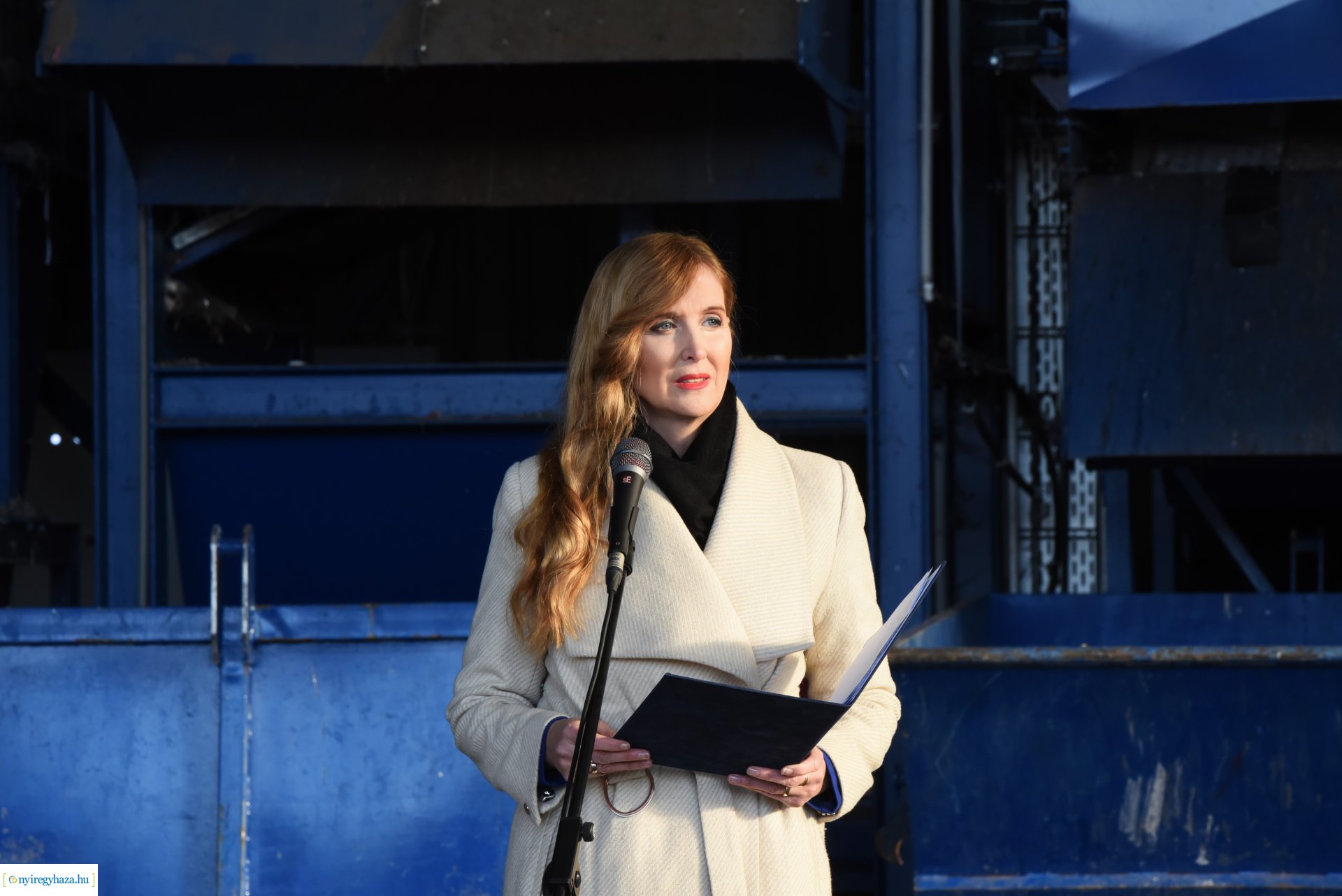 Hulladékkezelő csarnokot adtak át Nyíregyházán