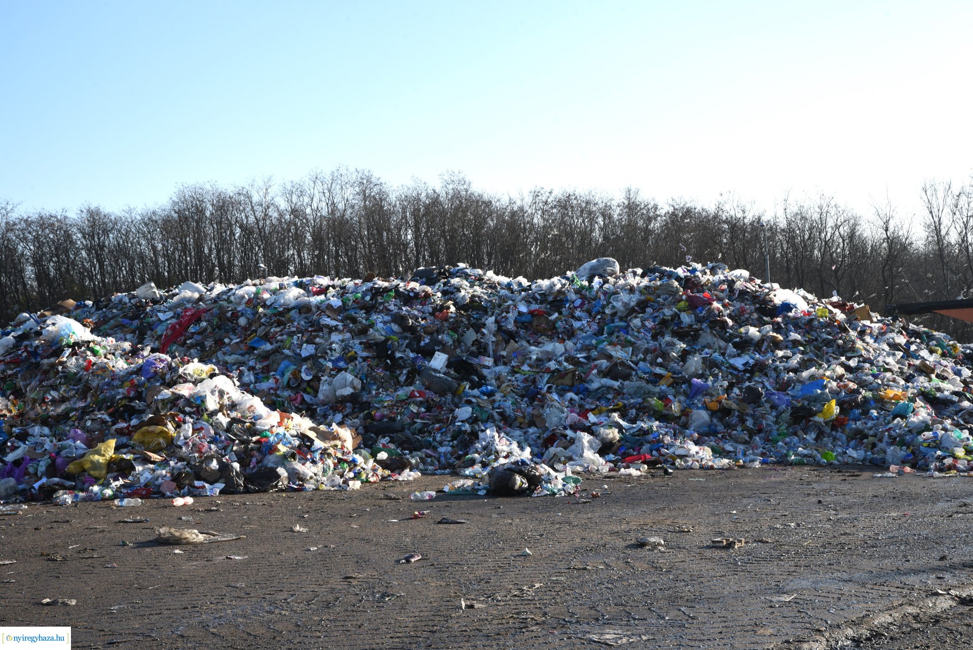 Hulladékkezelő csarnokot adtak át Nyíregyházán