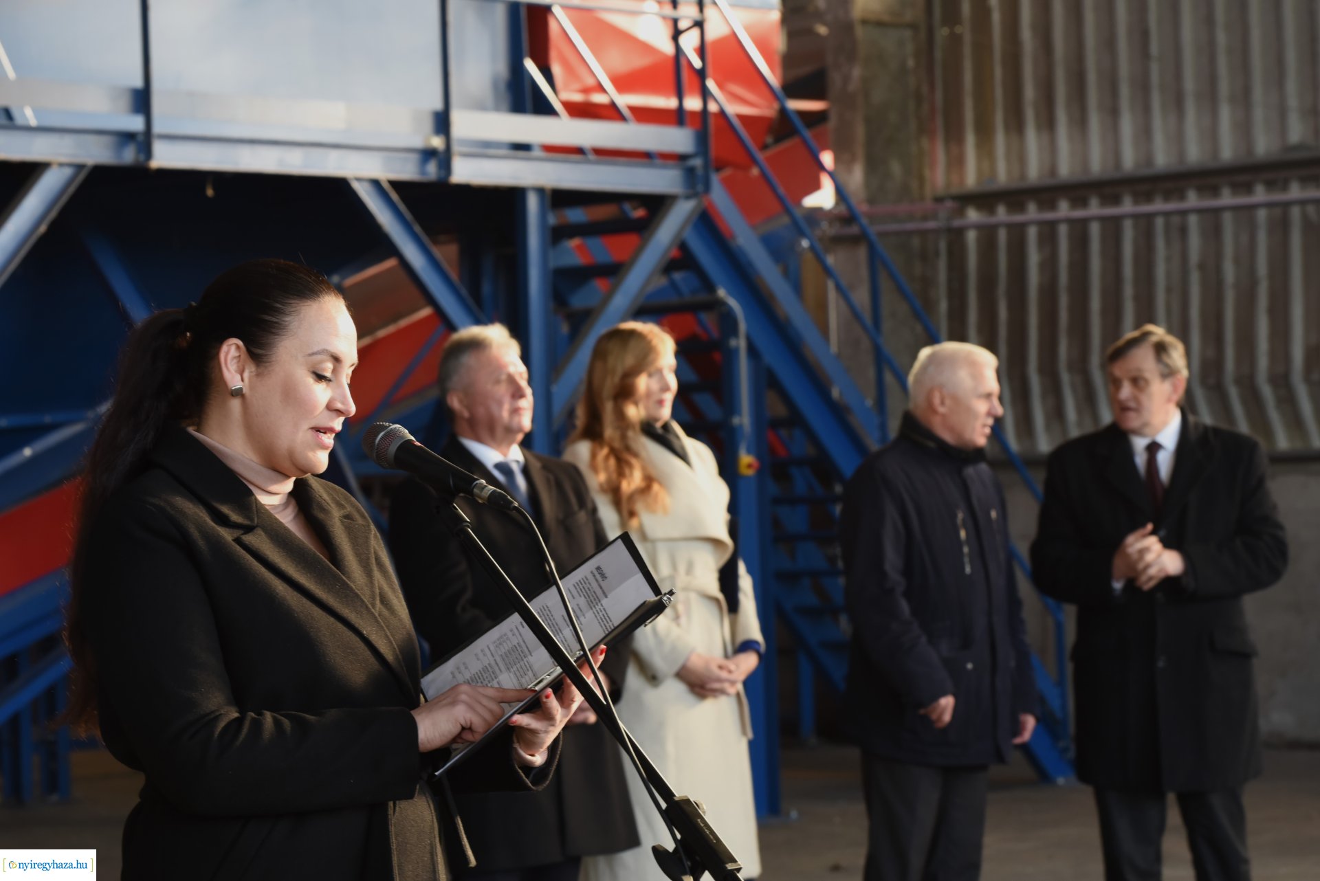 Hulladékkezelő csarnokot adtak át Nyíregyházán