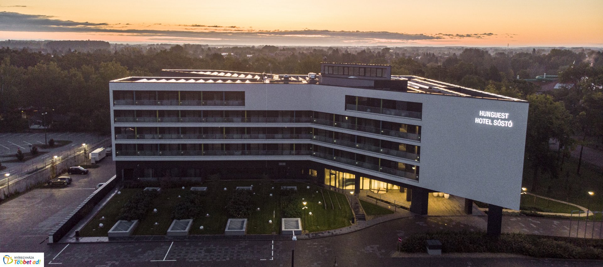 Hunguest Hotel Sóstó a magasból