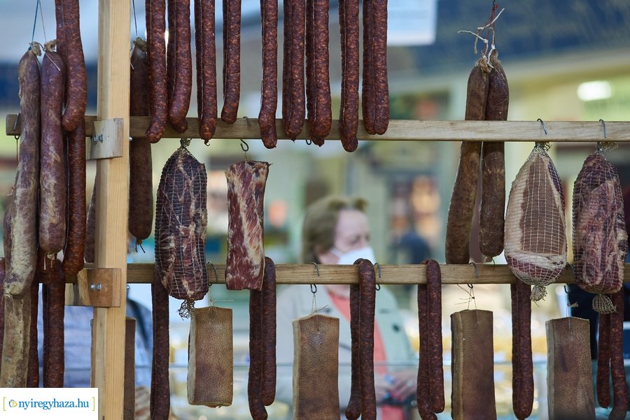 Húsvét előtt a Búza téri piacon - 2021 03 31