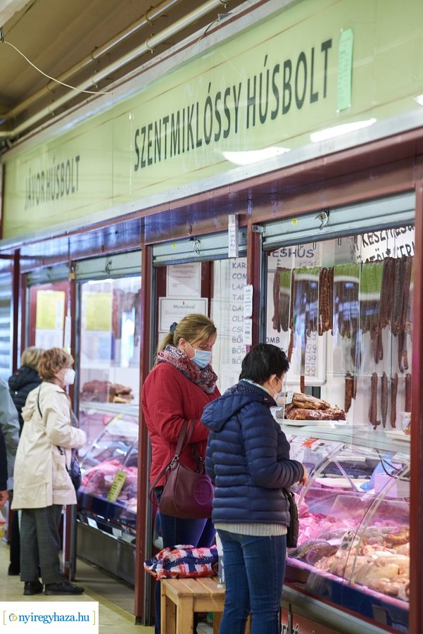 Húsvét előtt a Búza téri piacon - 2021 03 31