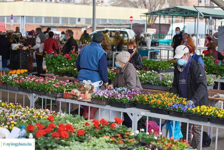 Húsvét előtt a Búza téri piacon - 2021 03 31