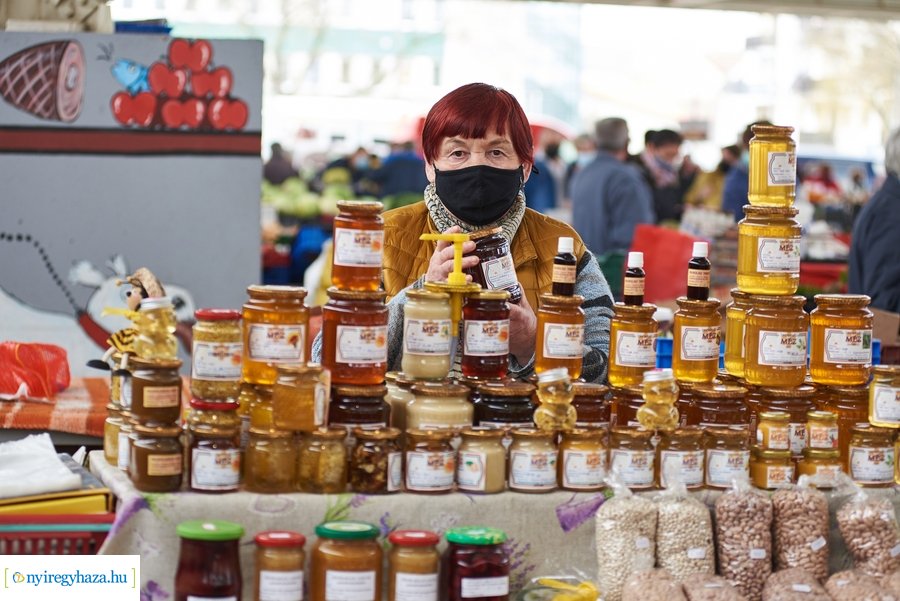 Húsvét előtt a Búza téri piacon - 2021 03 31