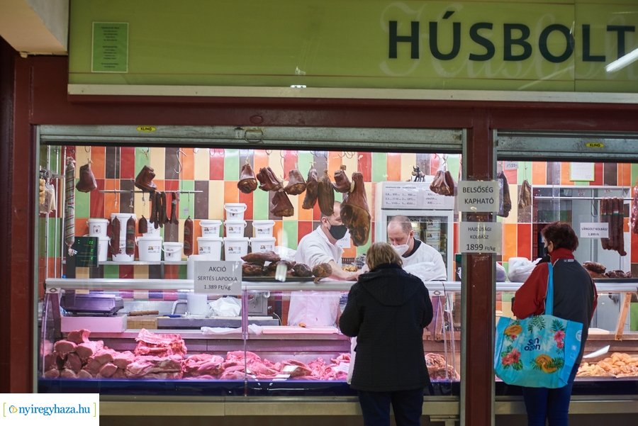 Húsvét előtt a Búza téri piacon - 2021 03 31