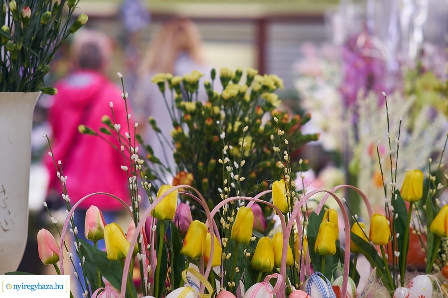 Húsvét előtt a Búza téri piacon 2022