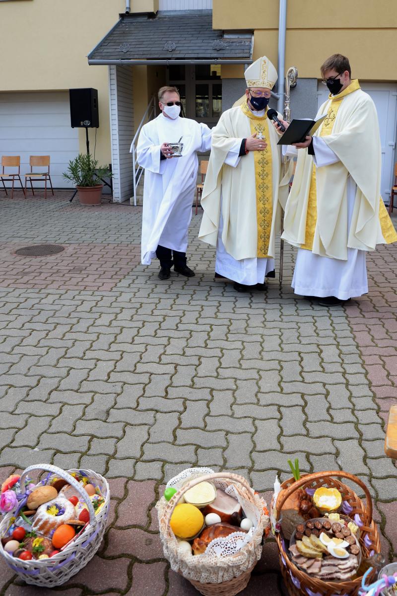 Húsvét vasárnap a Magyarok Nagyasszonya-társszékesegyházban
