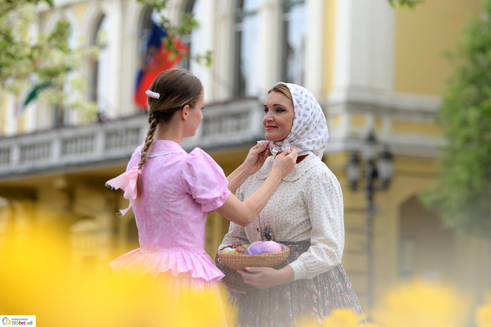 Húsvéti locsolkódás a belvárosban