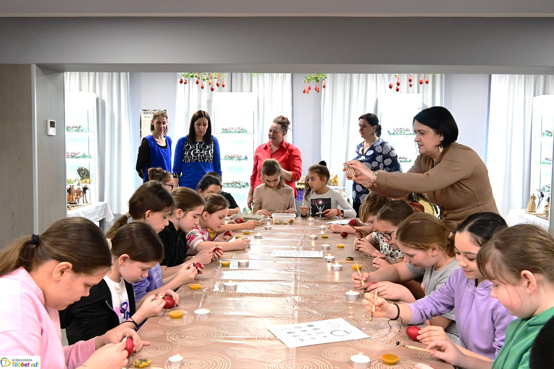 Húsvéti tojásfestő foglalkozás a Kállay Gyűjteményben