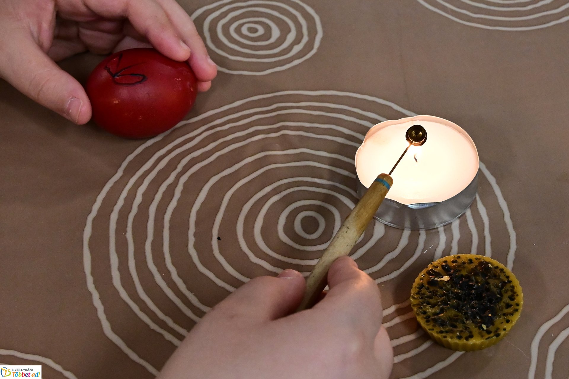 Húsvéti tojásfestő foglalkozás a Kállay Gyűjteményben