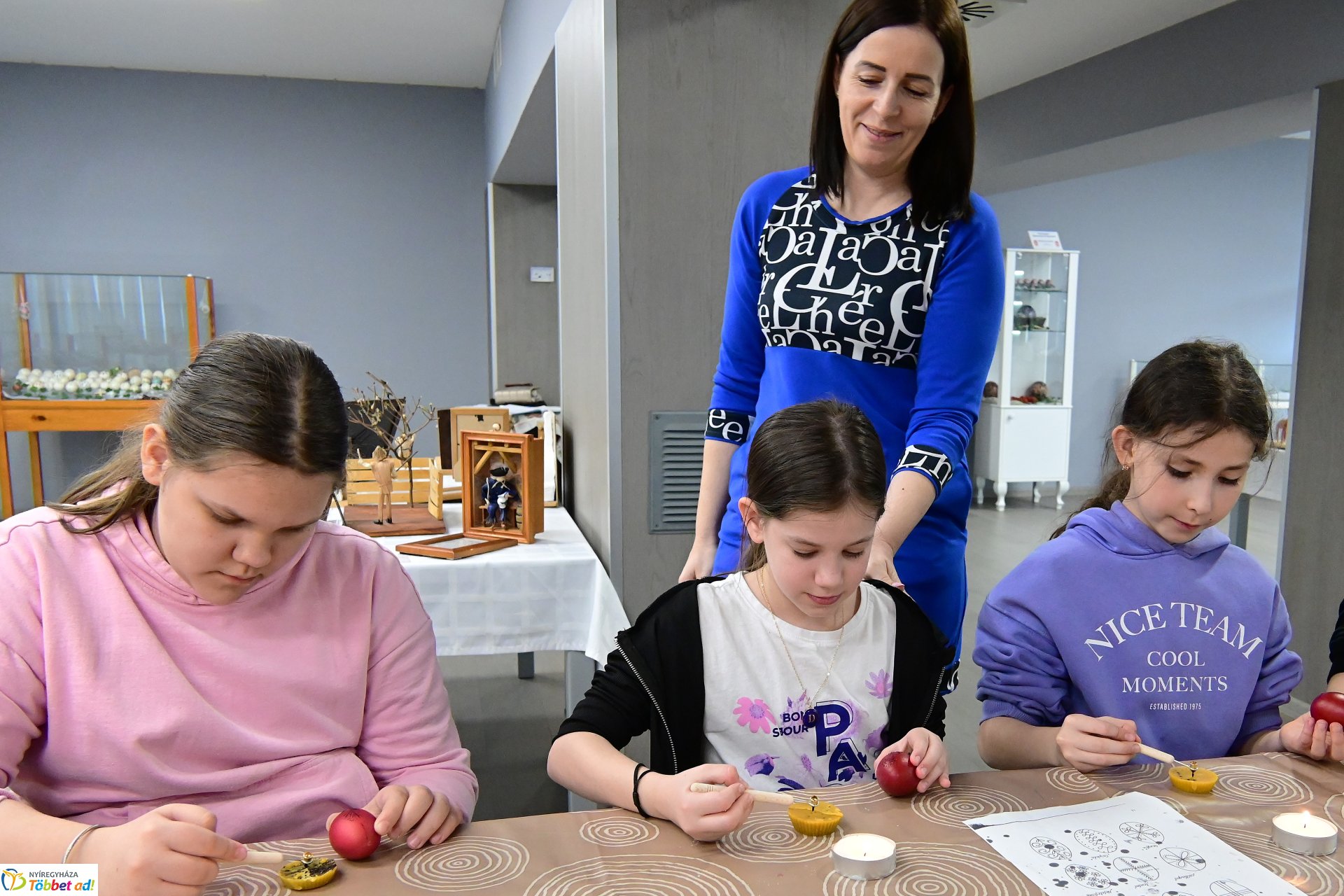 Húsvéti tojásfestő foglalkozás a Kállay Gyűjteményben
