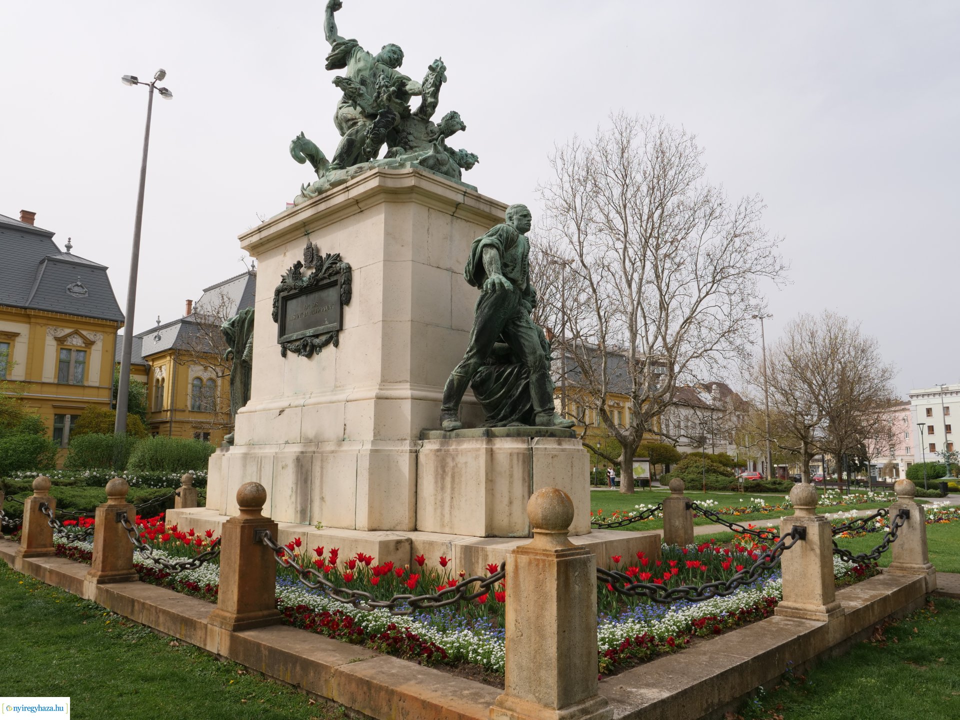 Húsvéti virágos Nyíregyháza