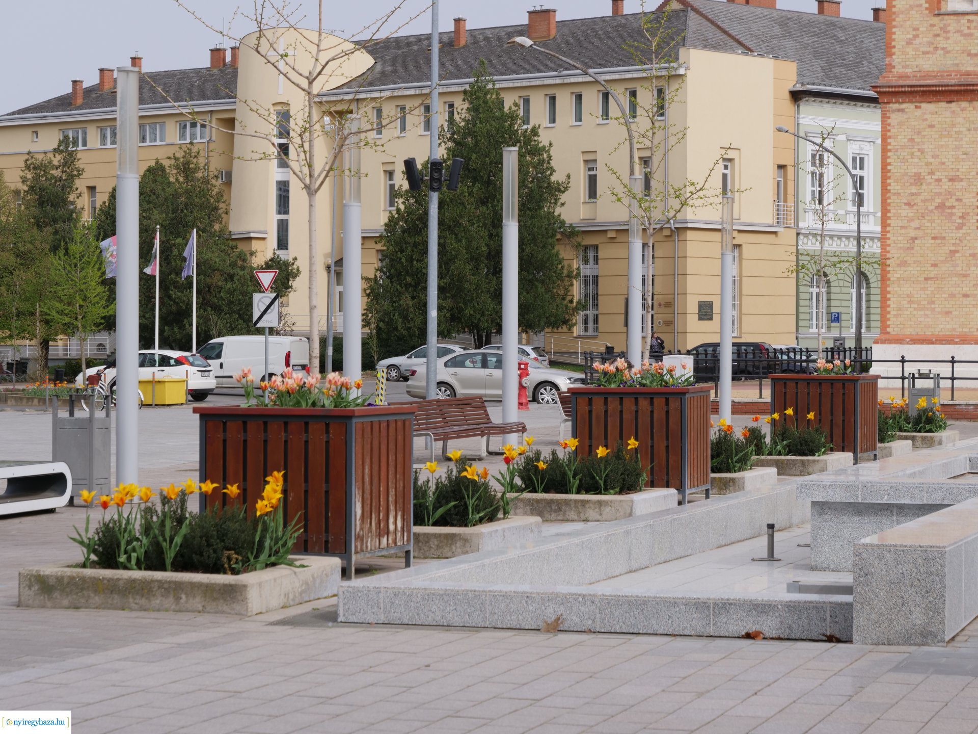 Húsvéti virágos Nyíregyháza