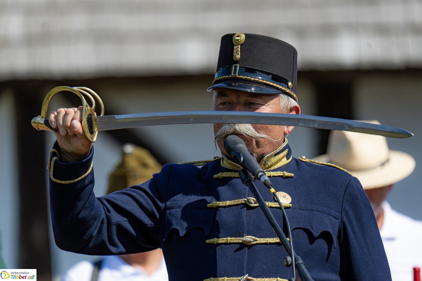 Huszárgenerációk találkozója a Sóstói Múzeumfaluban