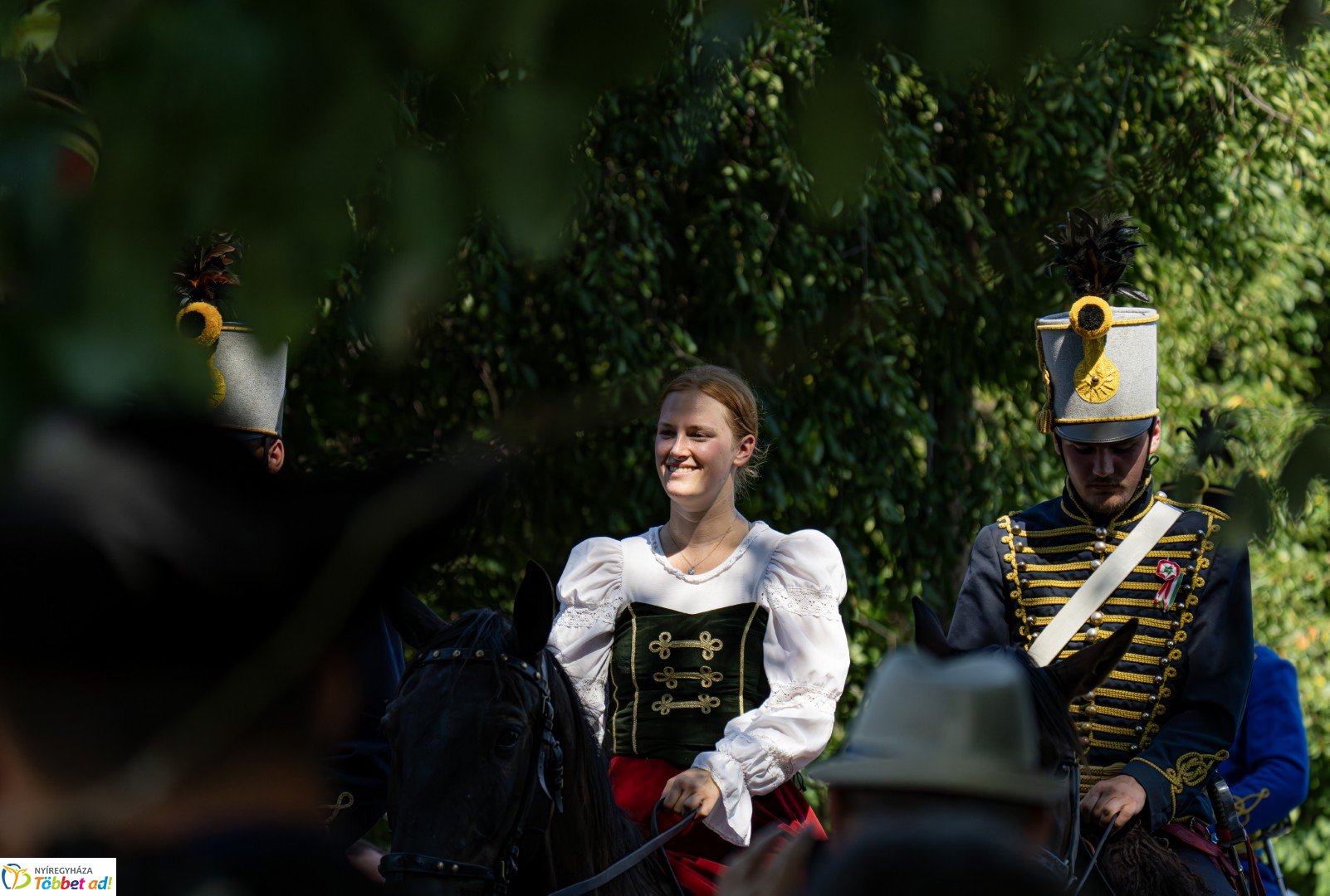 Huszárgenerációk találkozója a Sóstói Múzeumfaluban