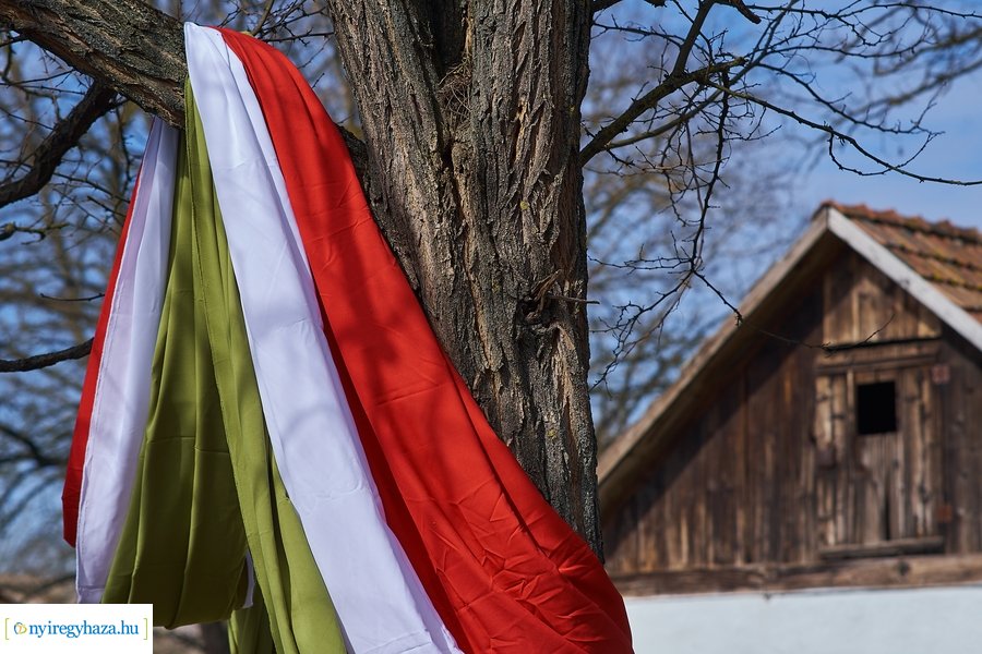 Huszárok a múzeumfaluban