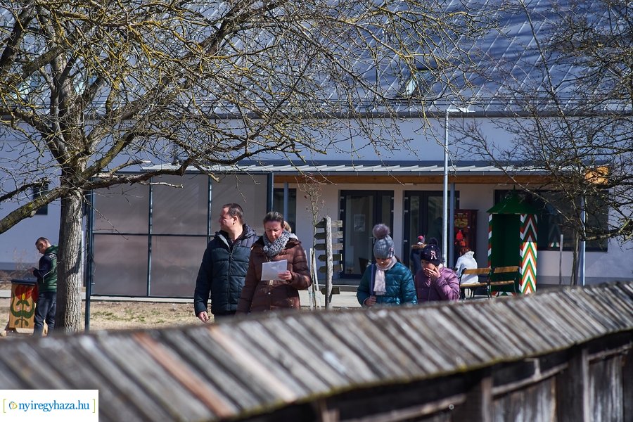 Huszárok a múzeumfaluban