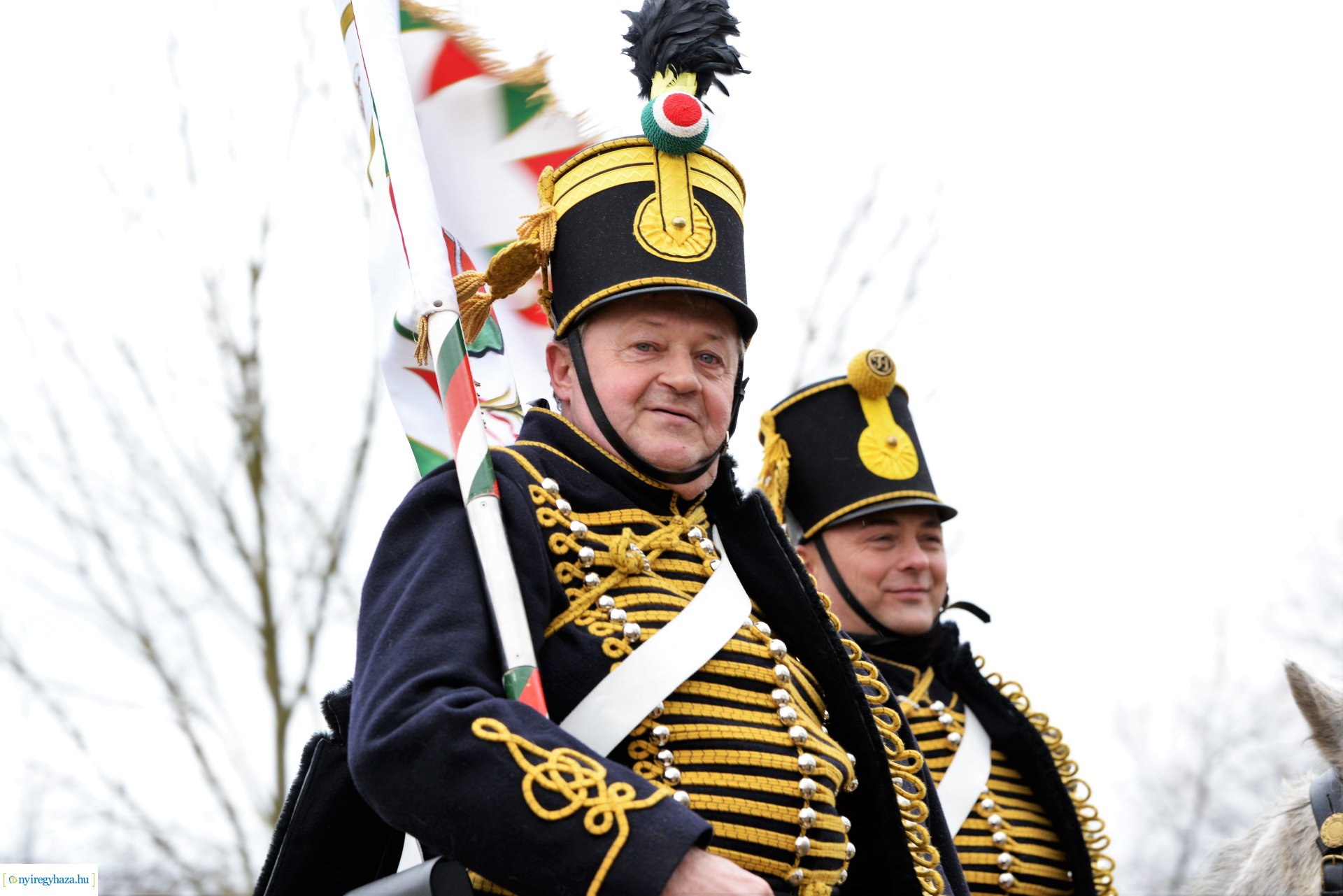 Huszárok felvonulása a Sóstói Múzeumfaluban