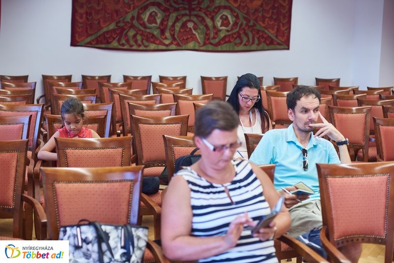 Huszártalálkozó beharangozó