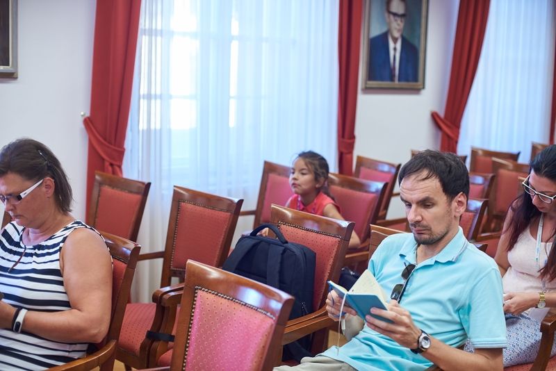 Huszártalálkozó beharangozó