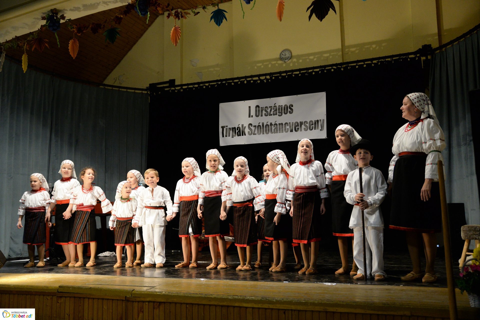 I. Országos Tirpák Szólótáncverseny Mandabokorban