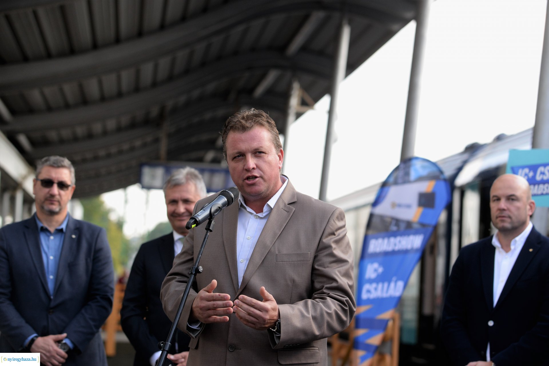 IC+ CSALÁD - roadshow