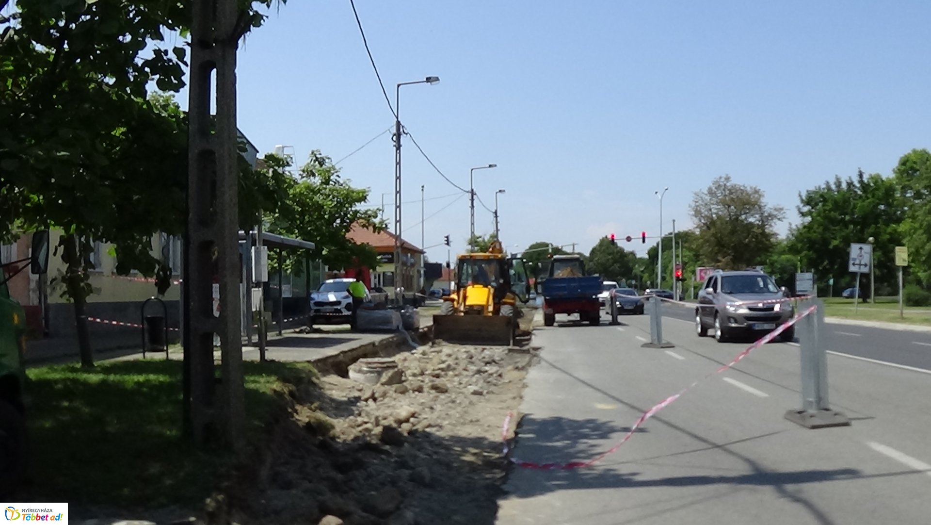 Ideiglenesen áthelyezték a buszmegállókat a Rákóczi úton