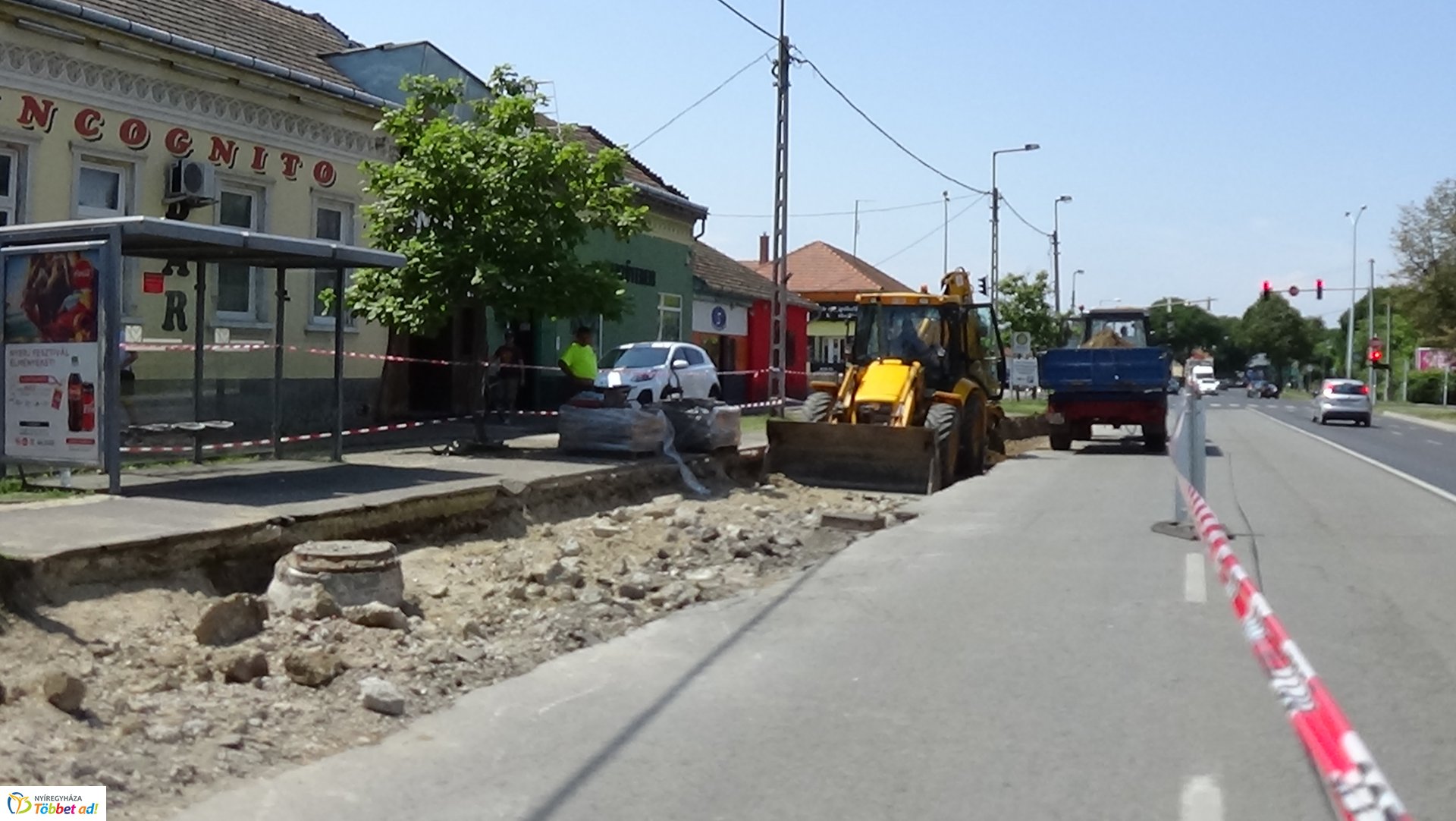 Ideiglenesen áthelyezték a buszmegállókat a Rákóczi úton