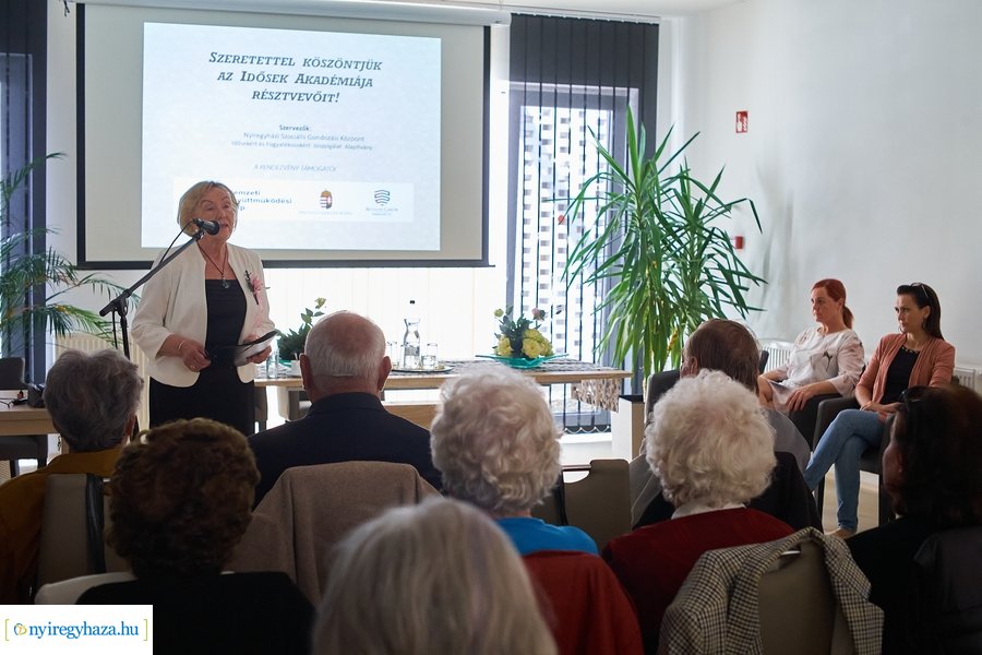 Idősek Akadémiája 20220505