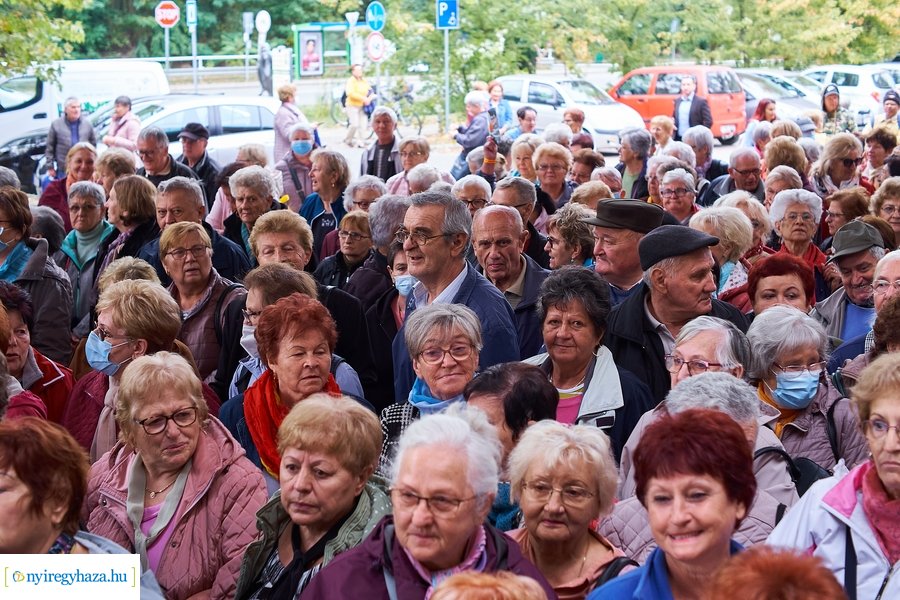 Idősek Napja az Állatparkban 2021