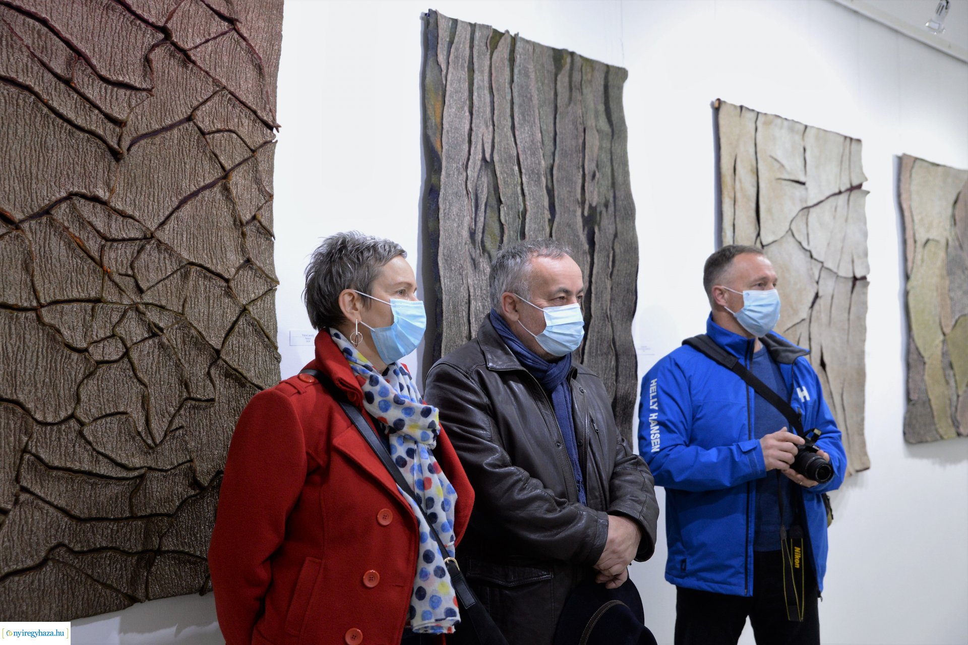 Időtlenség - Tóth Lívia DLA textilművész kiállítása